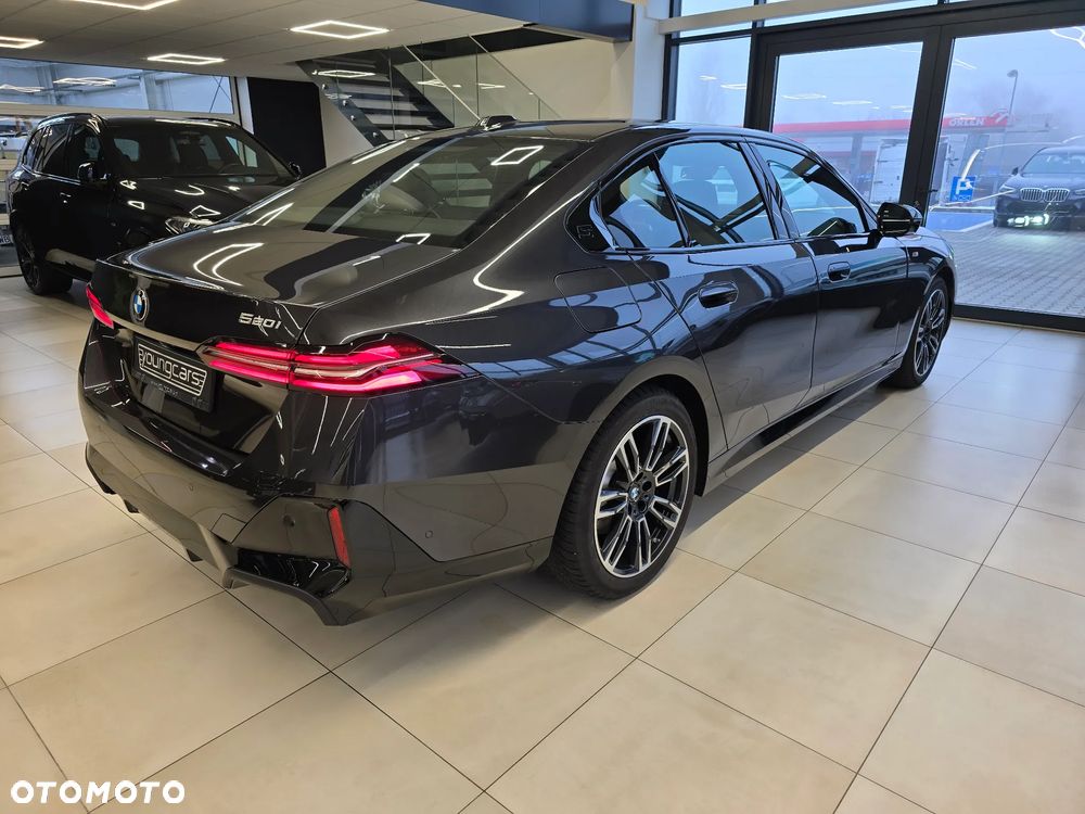 BMW Seria 5 520i mHEV M Sport - 7