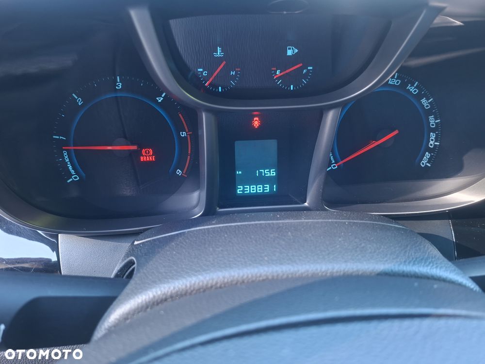 Chevrolet Orlando - 20