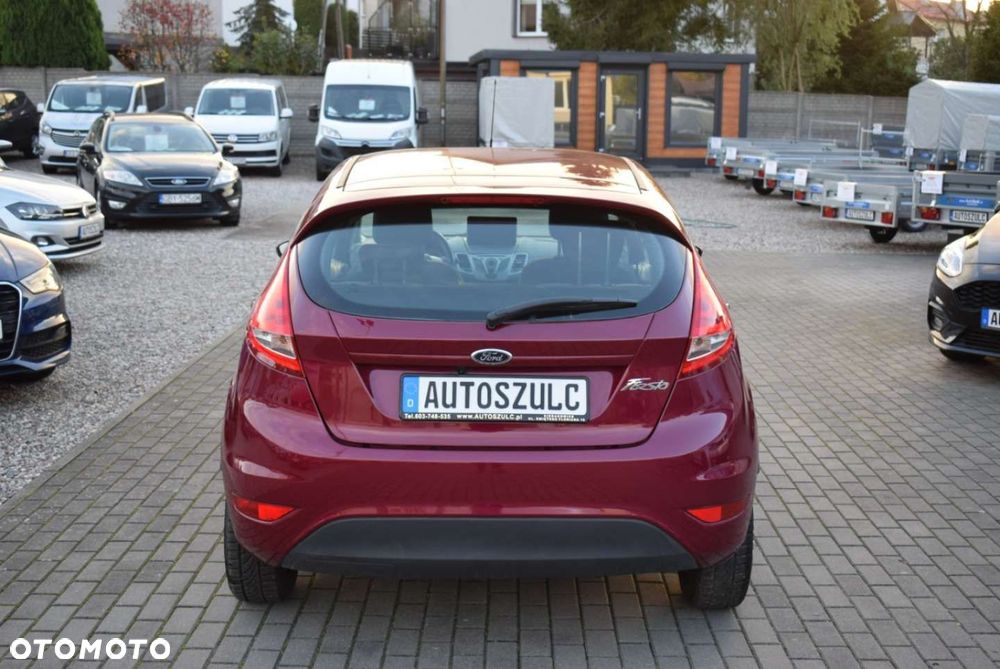 Ford Fiesta - 9
