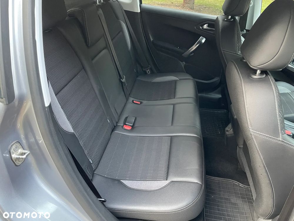 Peugeot 2008 PureTech 110 Stop&Start EAT6 Allure - 17