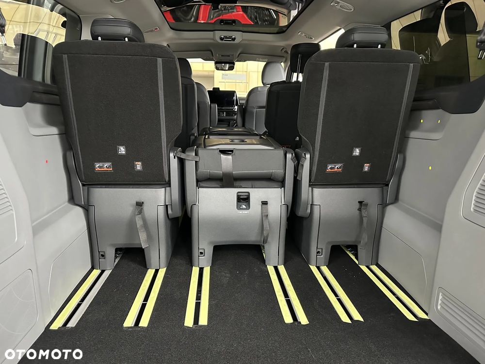 Ford Tourneo Custom - 6