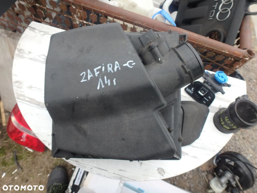 Obudowa filtra powietrza Opel Zafira C 1.4T - 1