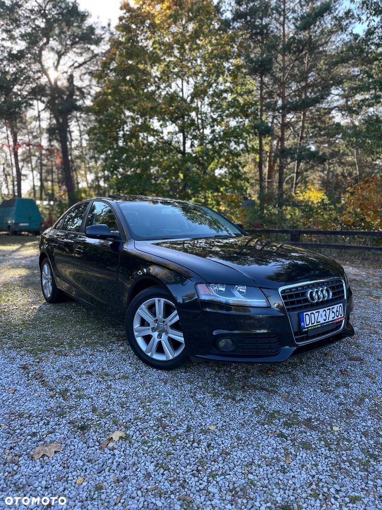 Audi A4 Limousine