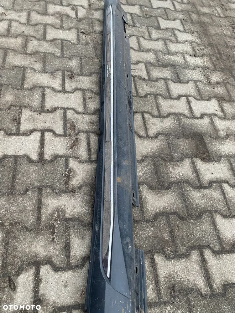 MERCEDES gla 156 lift amg nakladka na prog prawa - 1