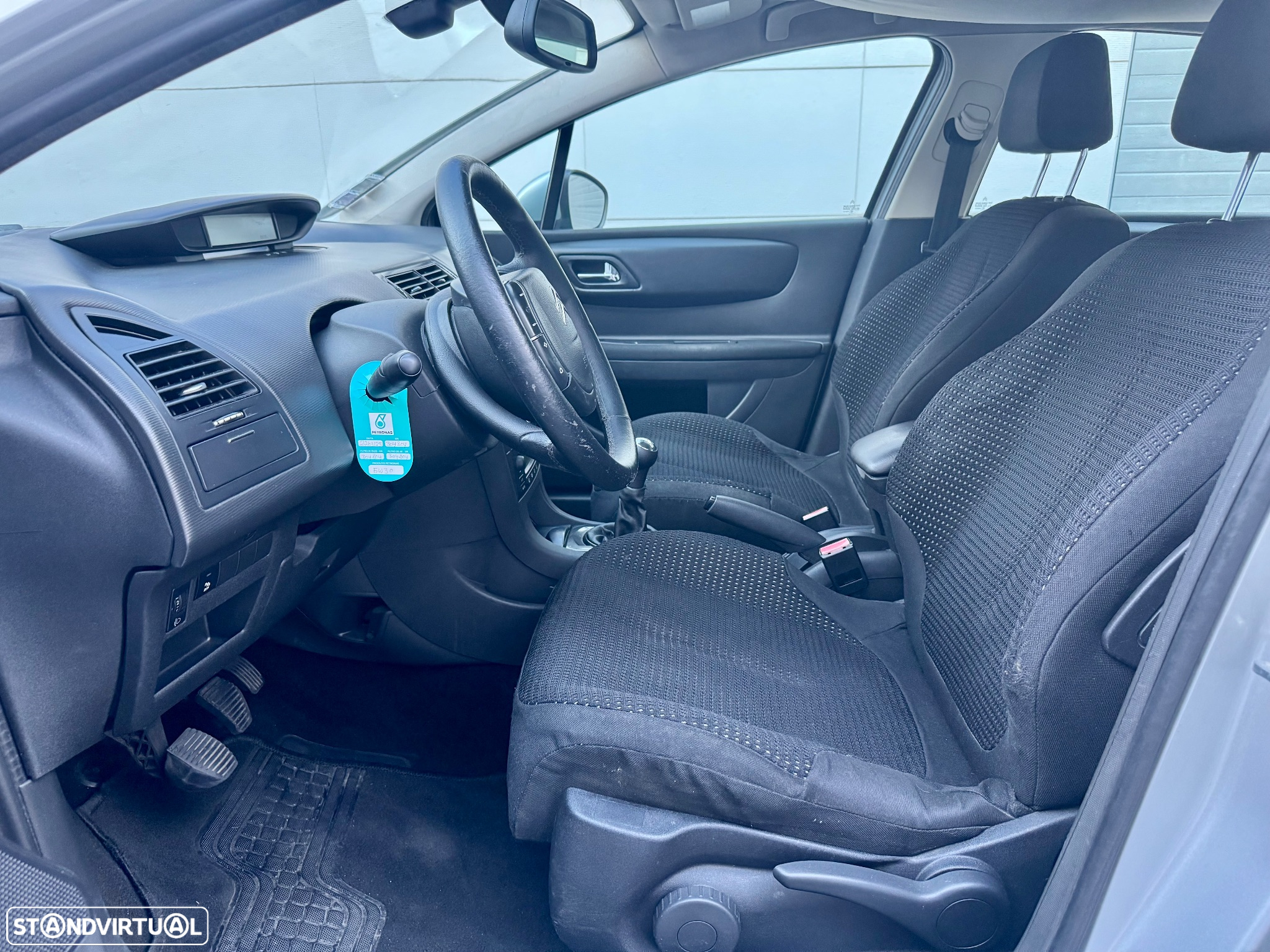 Citroën C4 1.6 HDi SX - 8