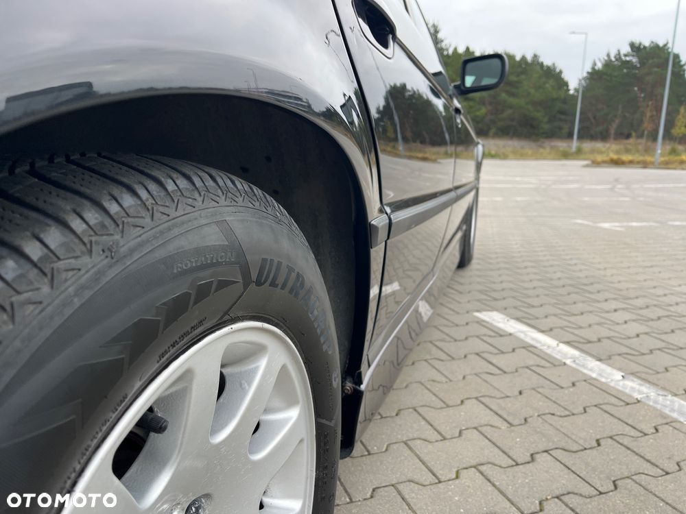 BMW Seria 7 740d - 10