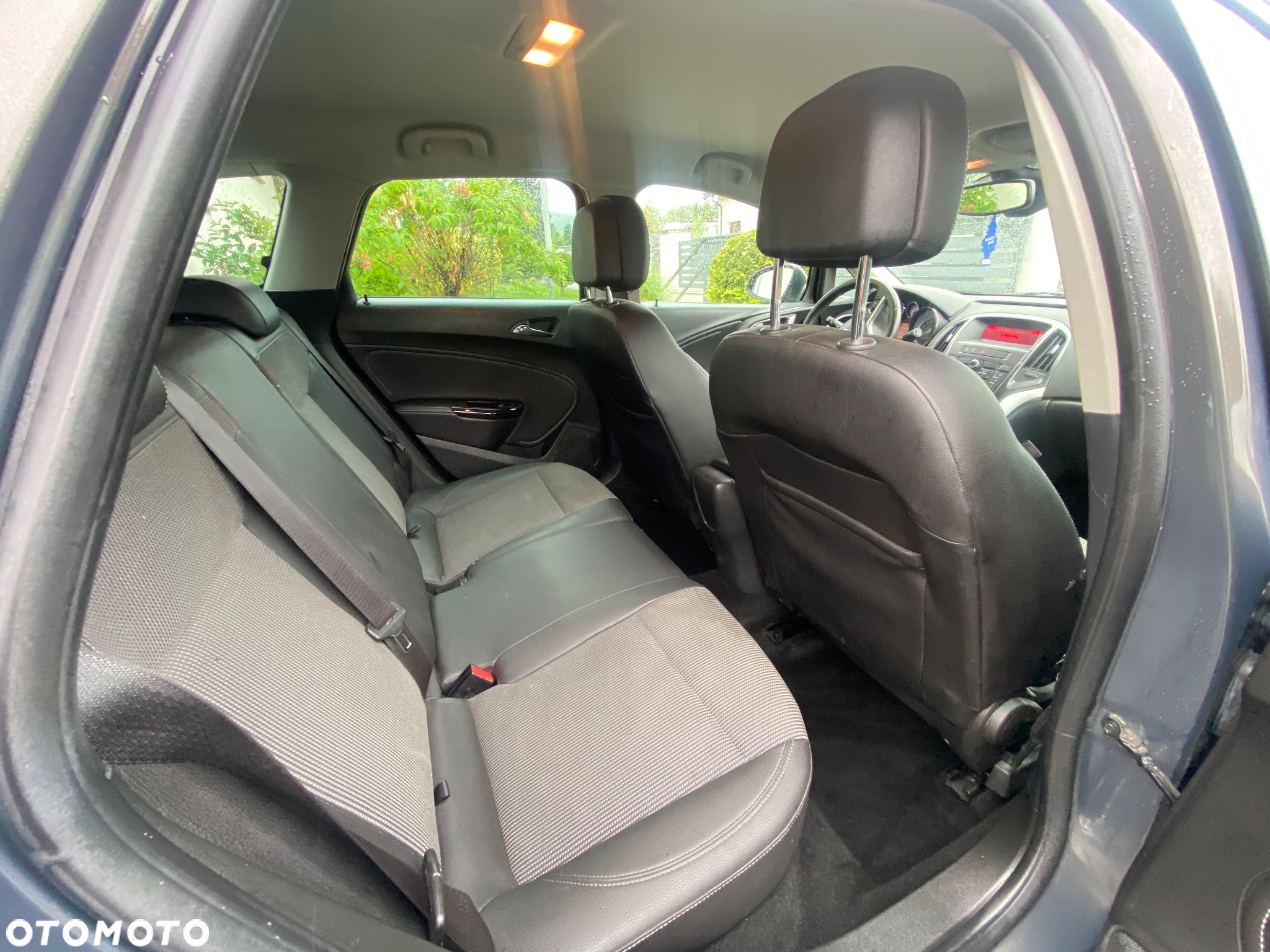 Opel Astra 1.6 Color Edition - 7