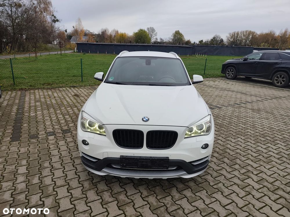 BMW X1 xDrive20d xLine - 4