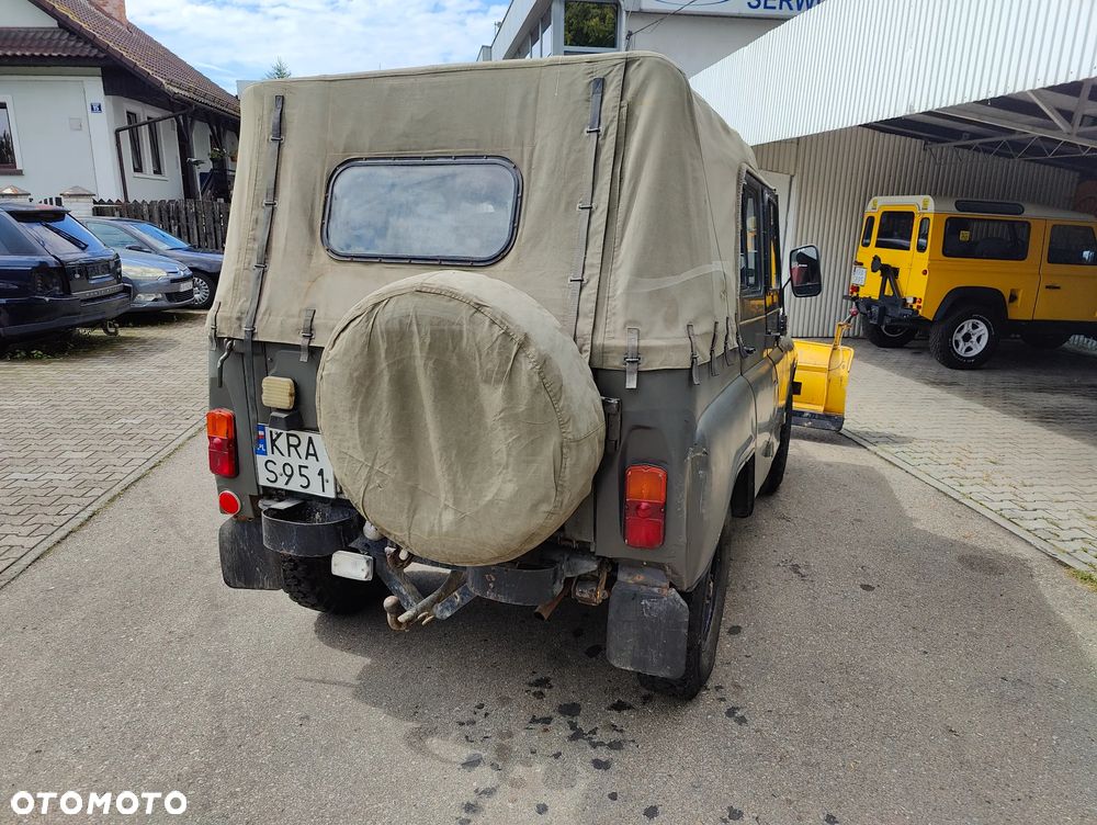 Uaz 469 B - 15