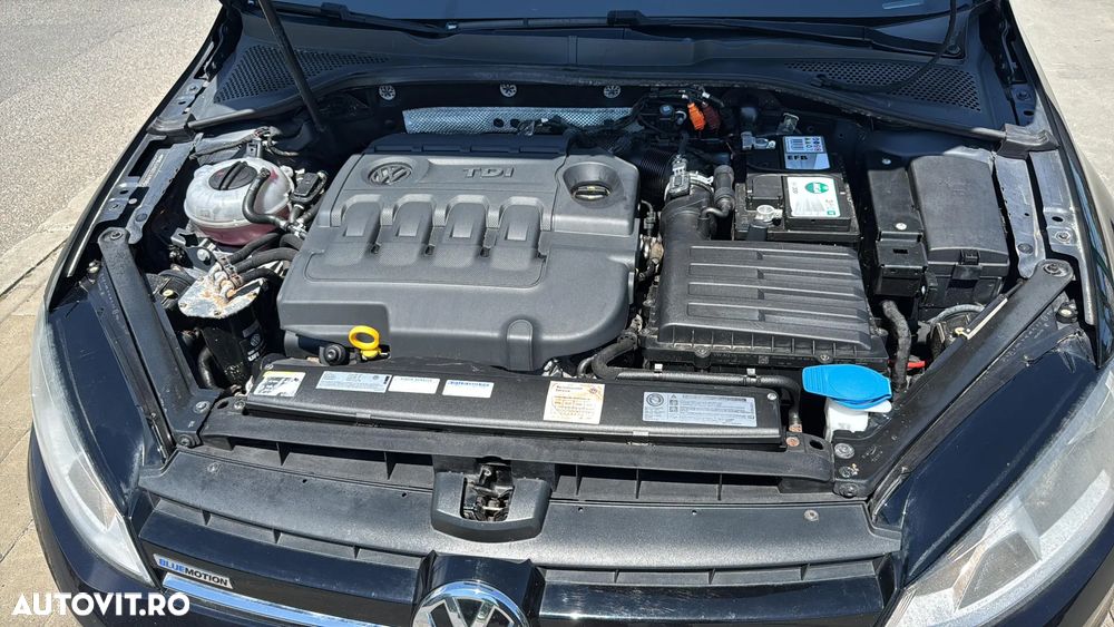 Volkswagen Golf 1.6 TDI BMT Highline - 21