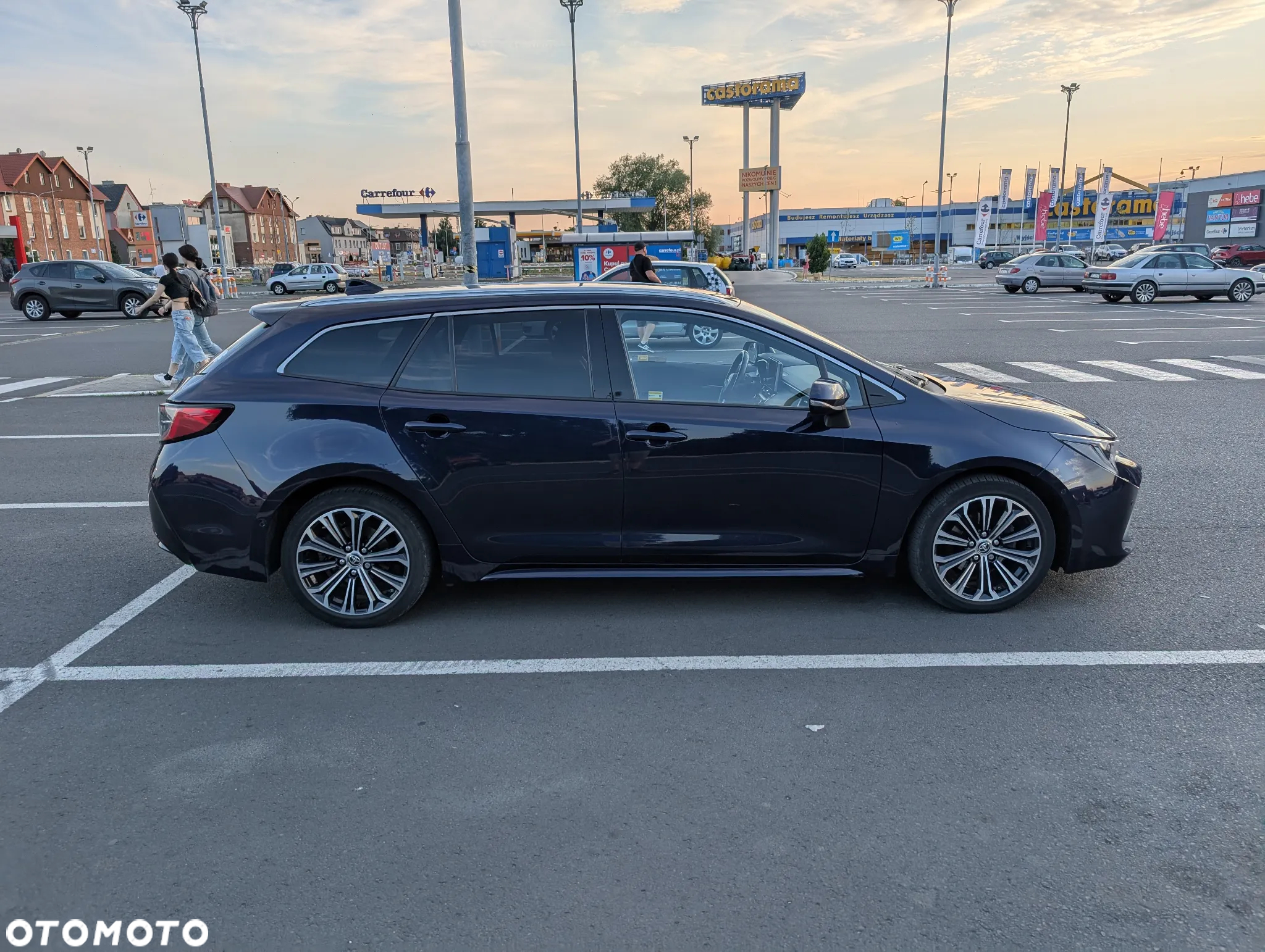 Toyota Corolla 1.8 Hybrid Executive - 2
