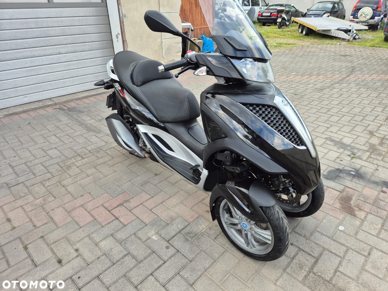Piaggio MP-3 - 3