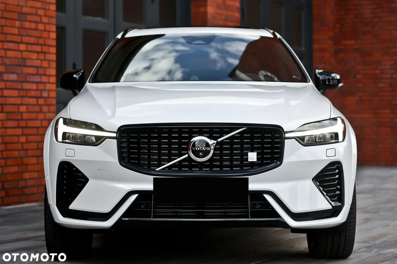 Volvo XC 60 T8 Plug-In Hybrid AWD Polestar Engineered - 6