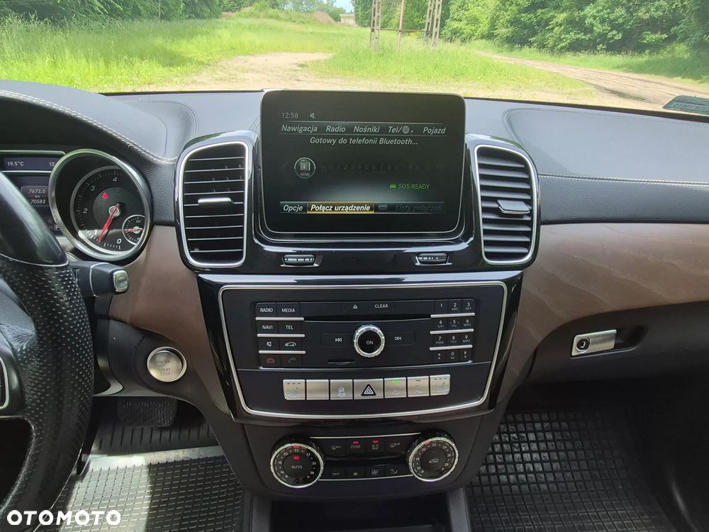 Mercedes-Benz GLE - 10