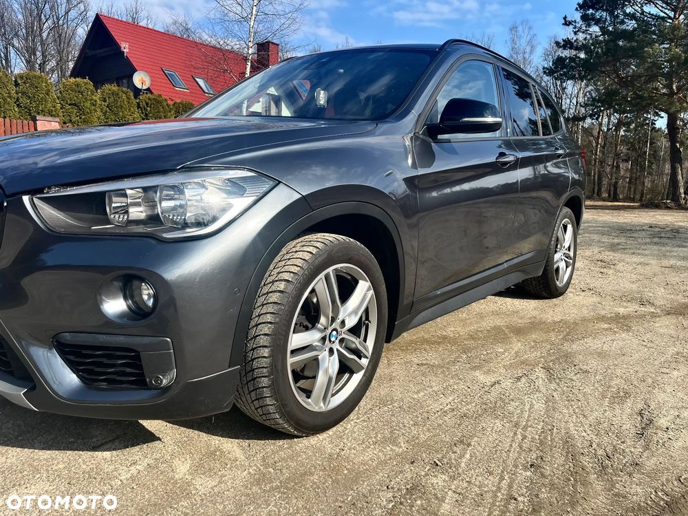 BMW X1 sDrive18d - 11