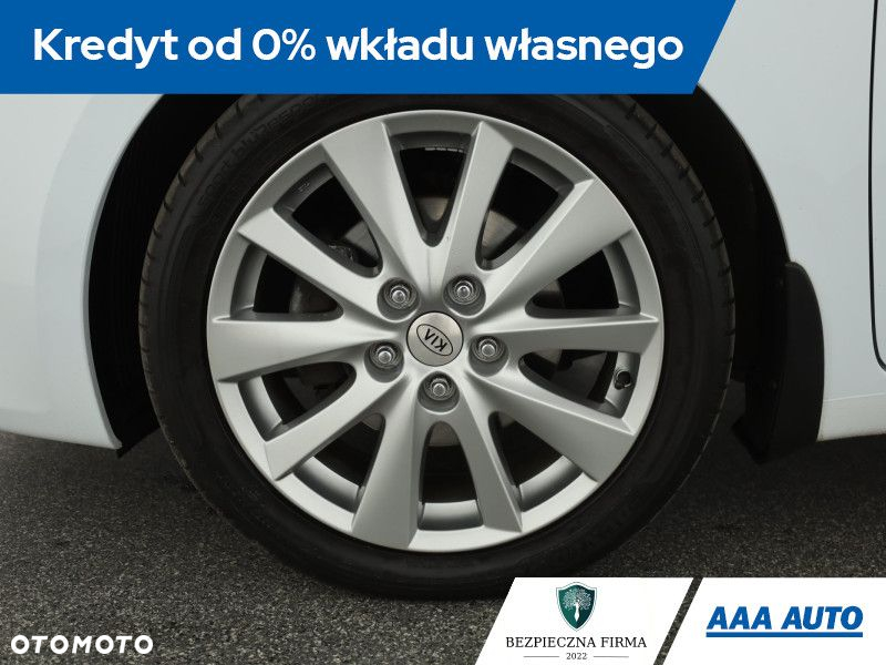 Kia Ceed - 13