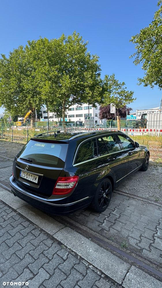 Mercedes-Benz Klasa C 220 CDI DPF Automatik BlueEFFICIENCY Avantgarde - 2