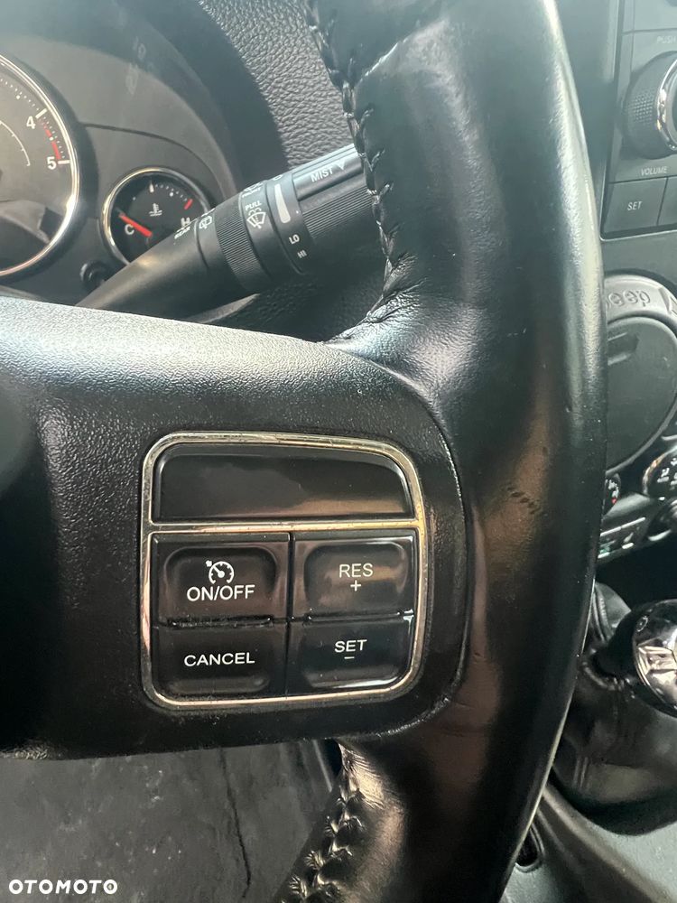 Jeep Wrangler 2.8 CRD DPF Sahara - 17