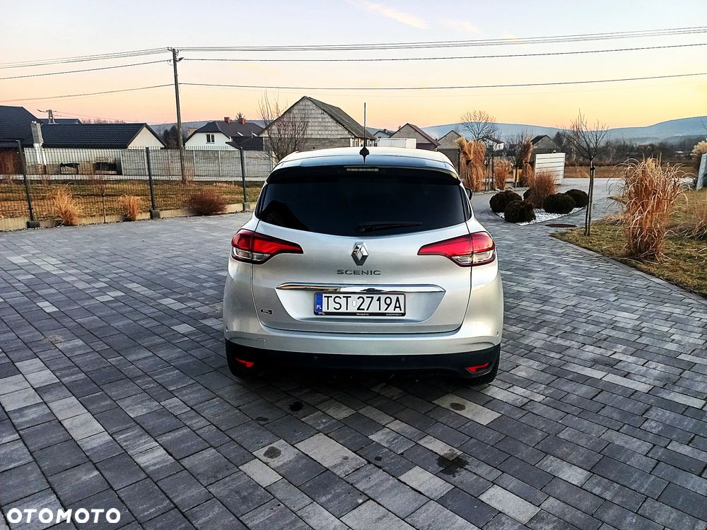 Renault Scenic TCe 140 GPF EDC BOSE EDITION - 11