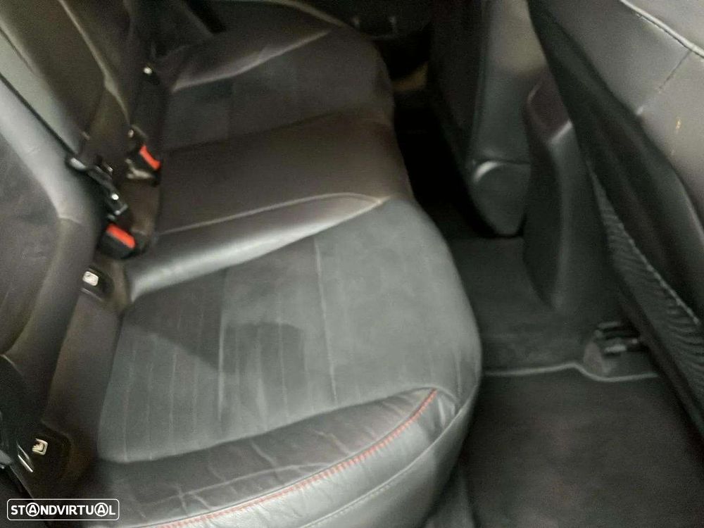 Hyundai i30 Fastback - 16