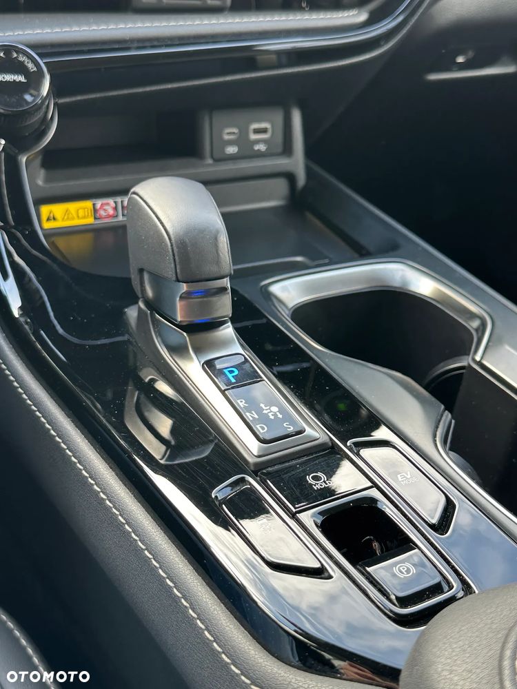 Lexus NX 350h Prestige 2WD - 23