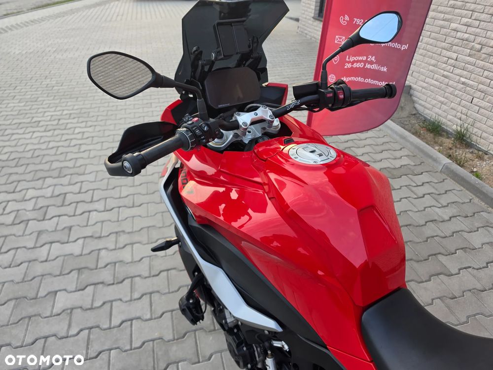 BMW XR - 19