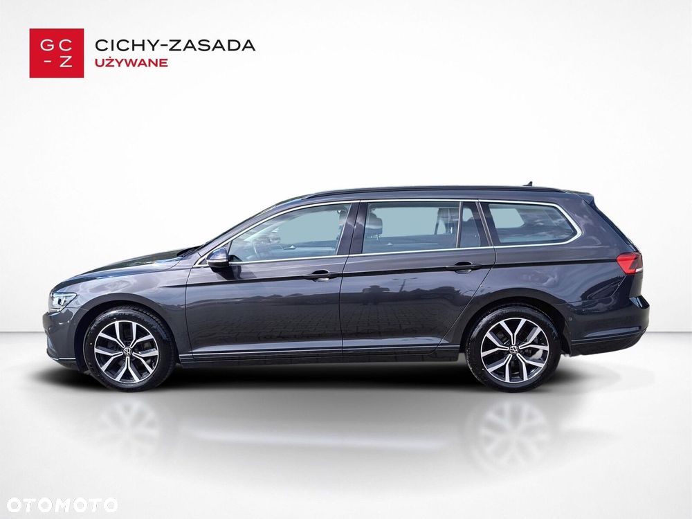 Volkswagen Passat - 2