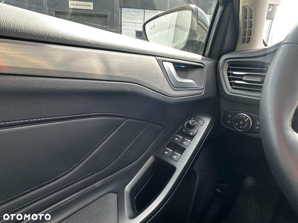 Ford Focus - 17