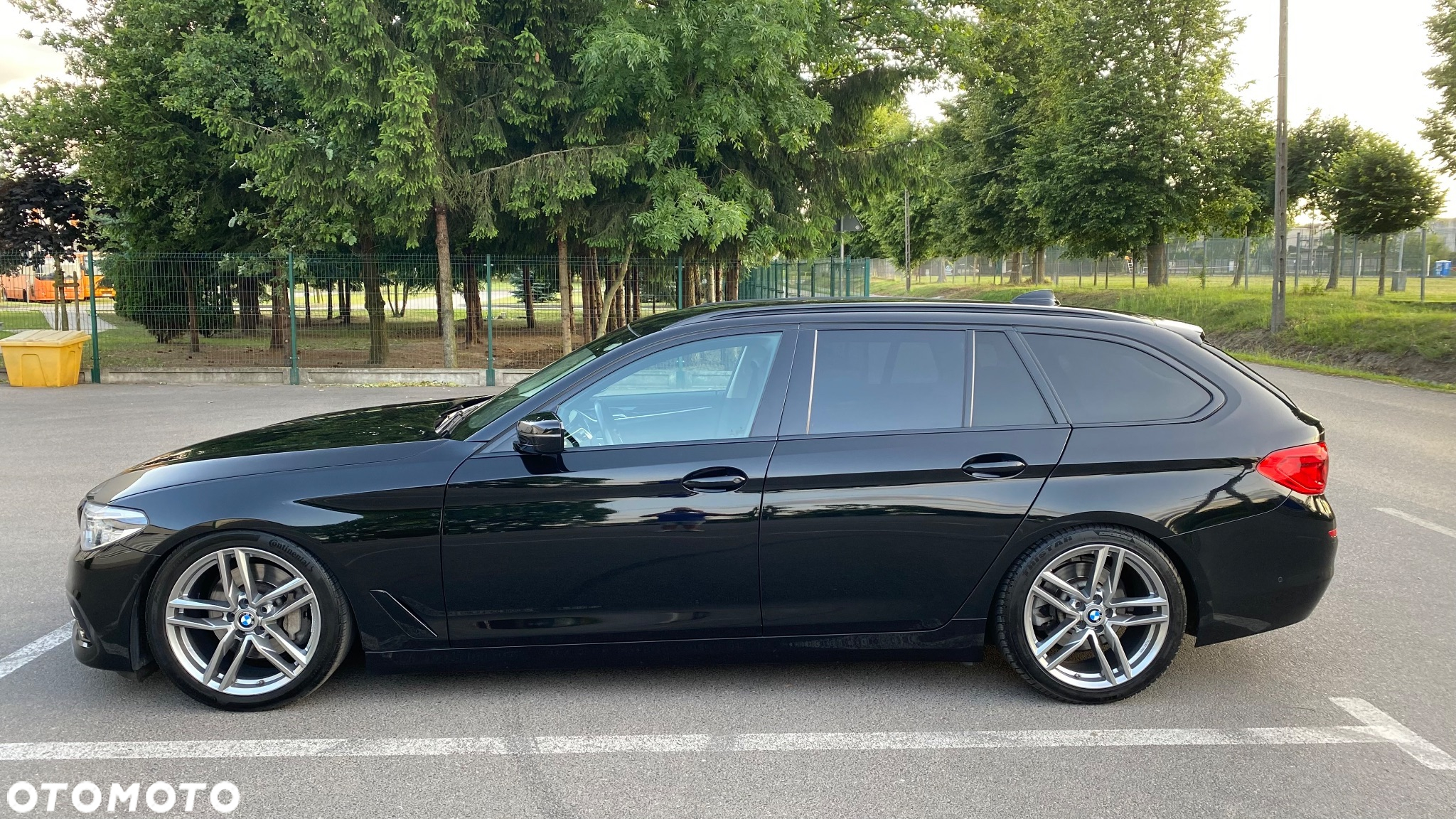 BMW Seria 5 525d Touring Sport Line - 2