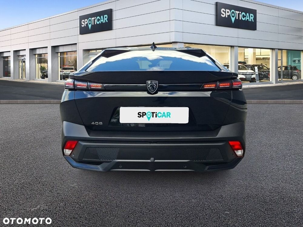 Peugeot 408 - 6