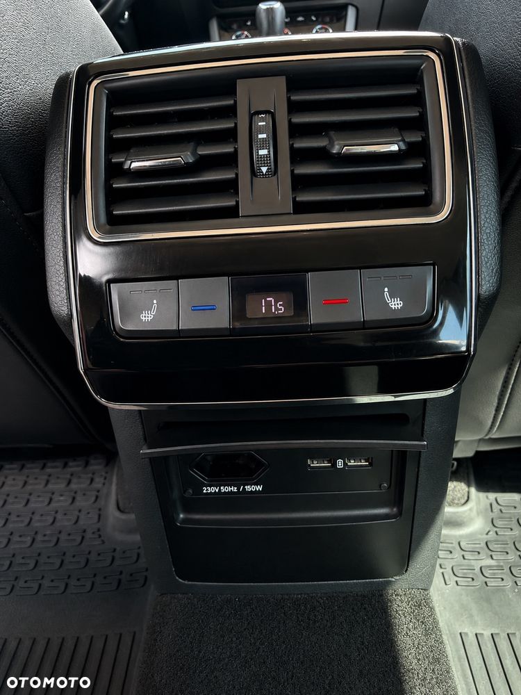 Skoda Superb 2.0 TDI L&K DSG7 - 14
