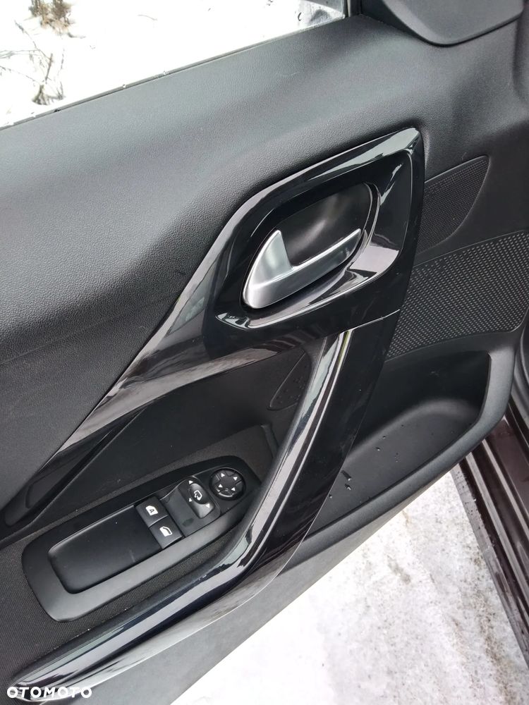 Peugeot 208 1.4 VTi Active - 11