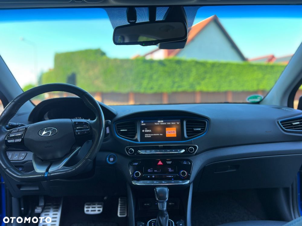 Hyundai IONIQ Hybrid Premium - 26