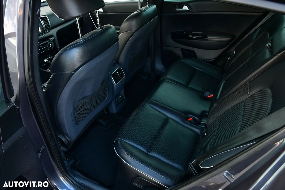 Kia Sportage - 12