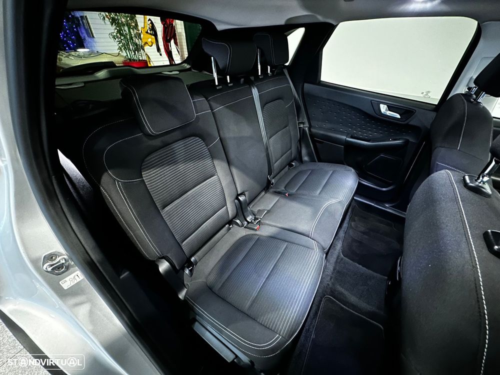 Ford Kuga 2.5 PHEV Titanium - 31