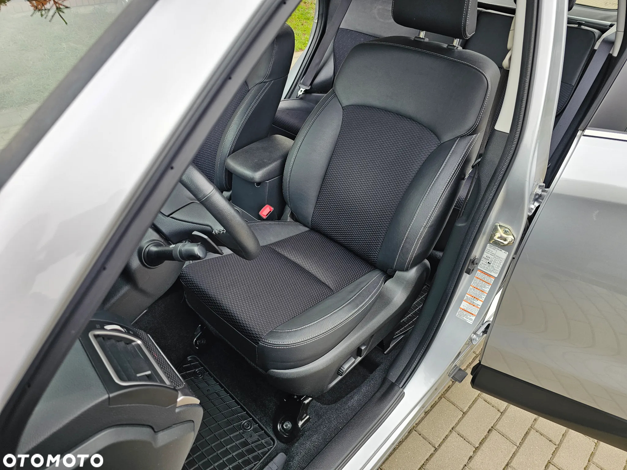 Subaru Forester 2.0 i Exclusive Lineartronic - 10