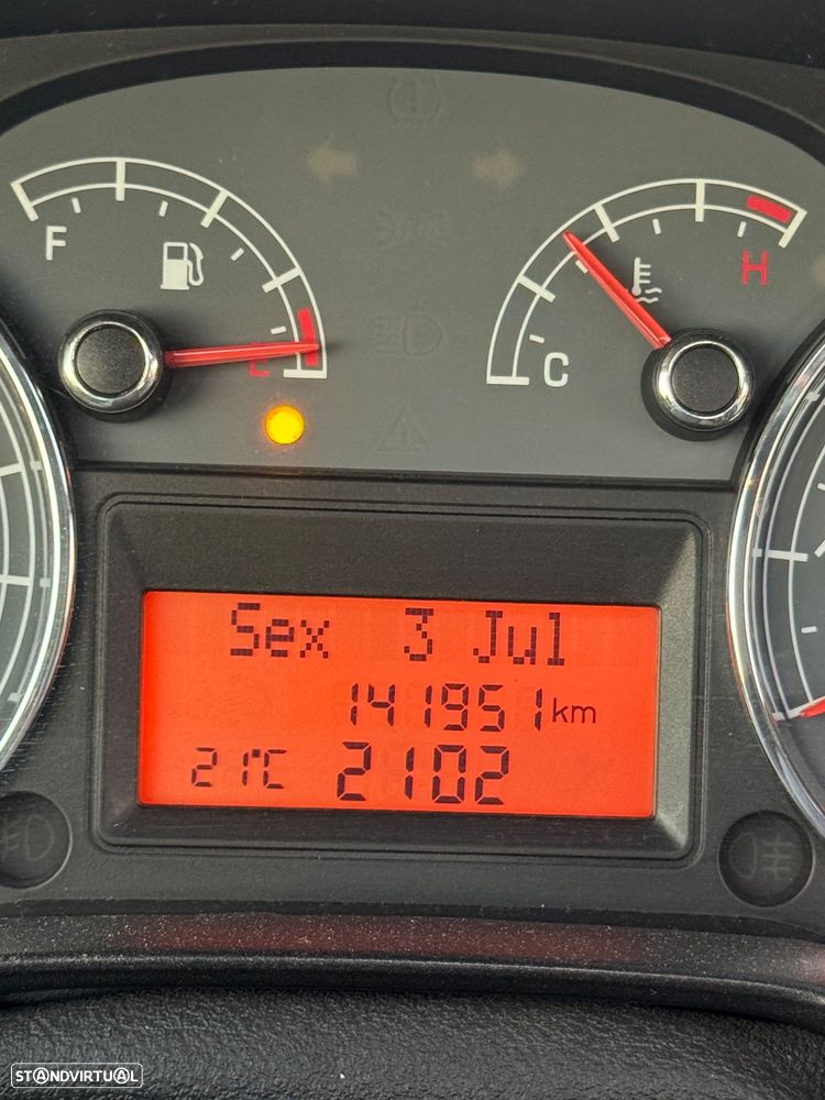 Fiat Grande Punto 1.2 Redbull Blue Elements - 4