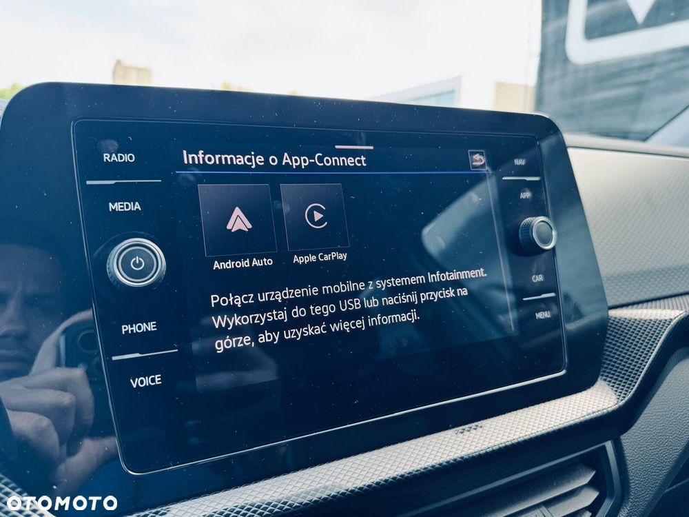 Volkswagen T-Cross - 26
