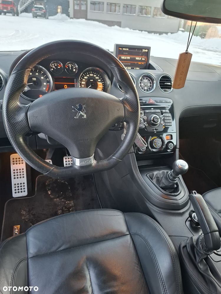 Peugeot RCZ 1.6 THP - 11