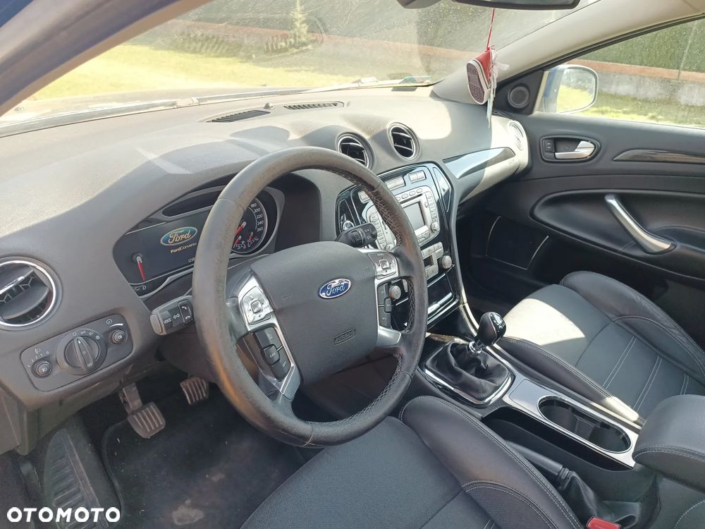 Ford Mondeo 2.0 TDCi Titanium - 10