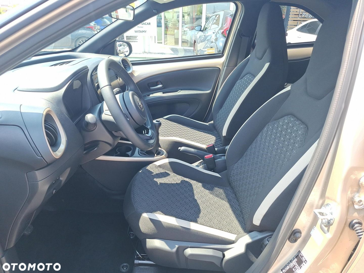 Toyota Aygo X - 15