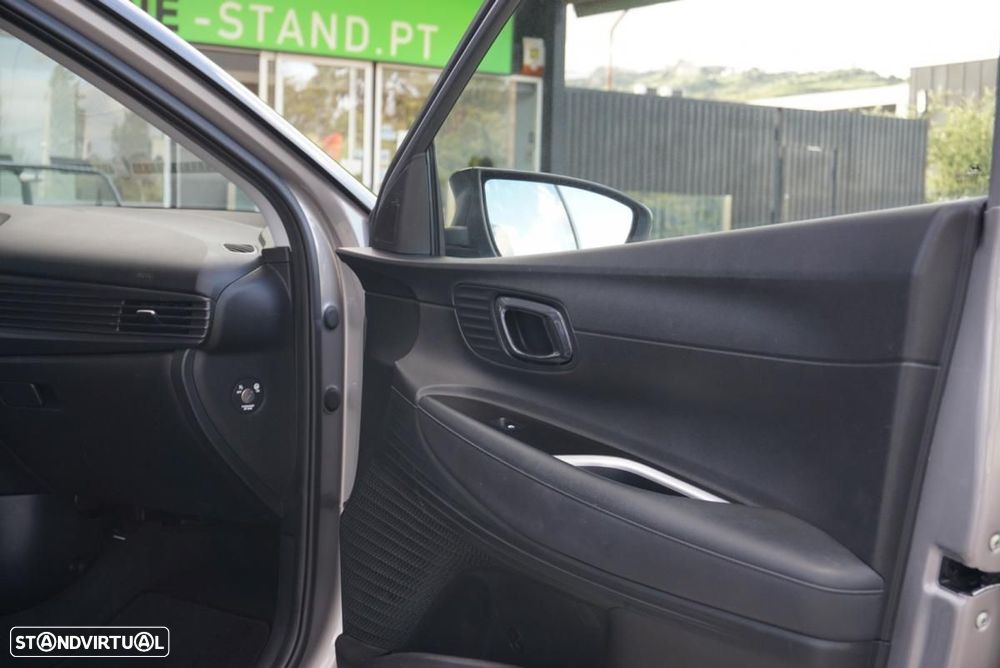 Hyundai Bayon 1.0 T-GDI Premium DCT - 42