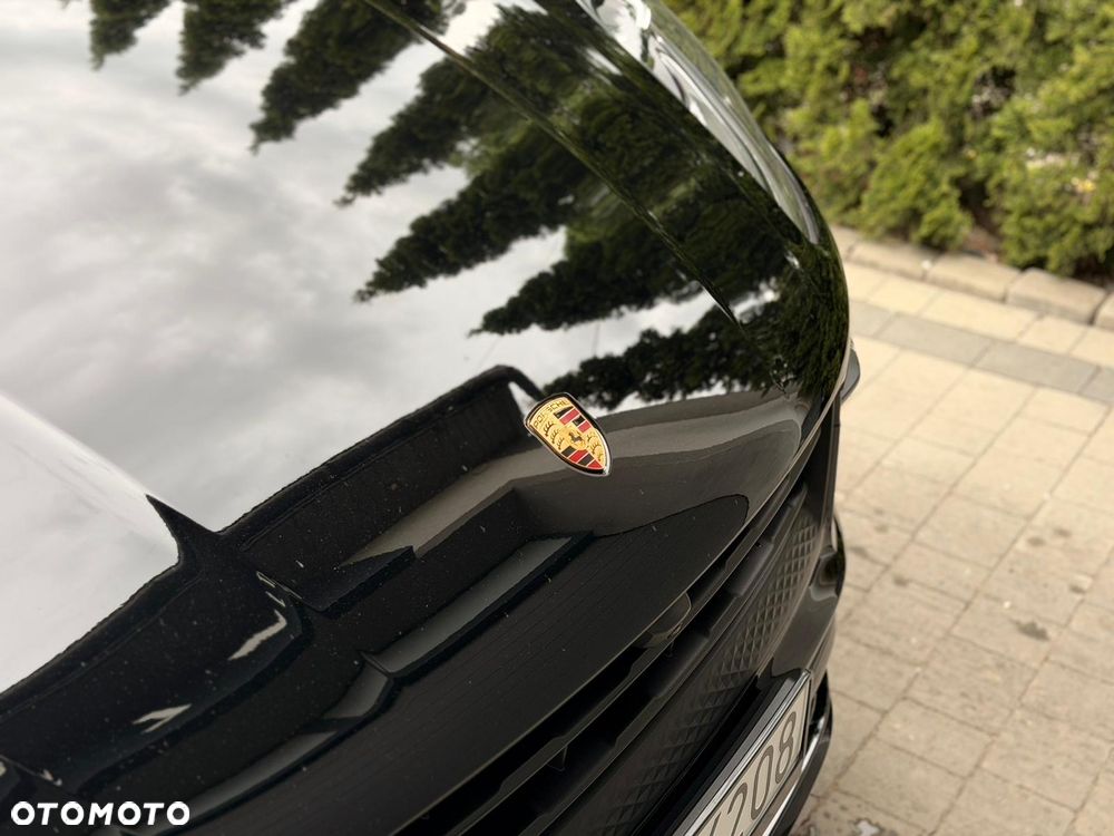 Porsche Macan T - 12