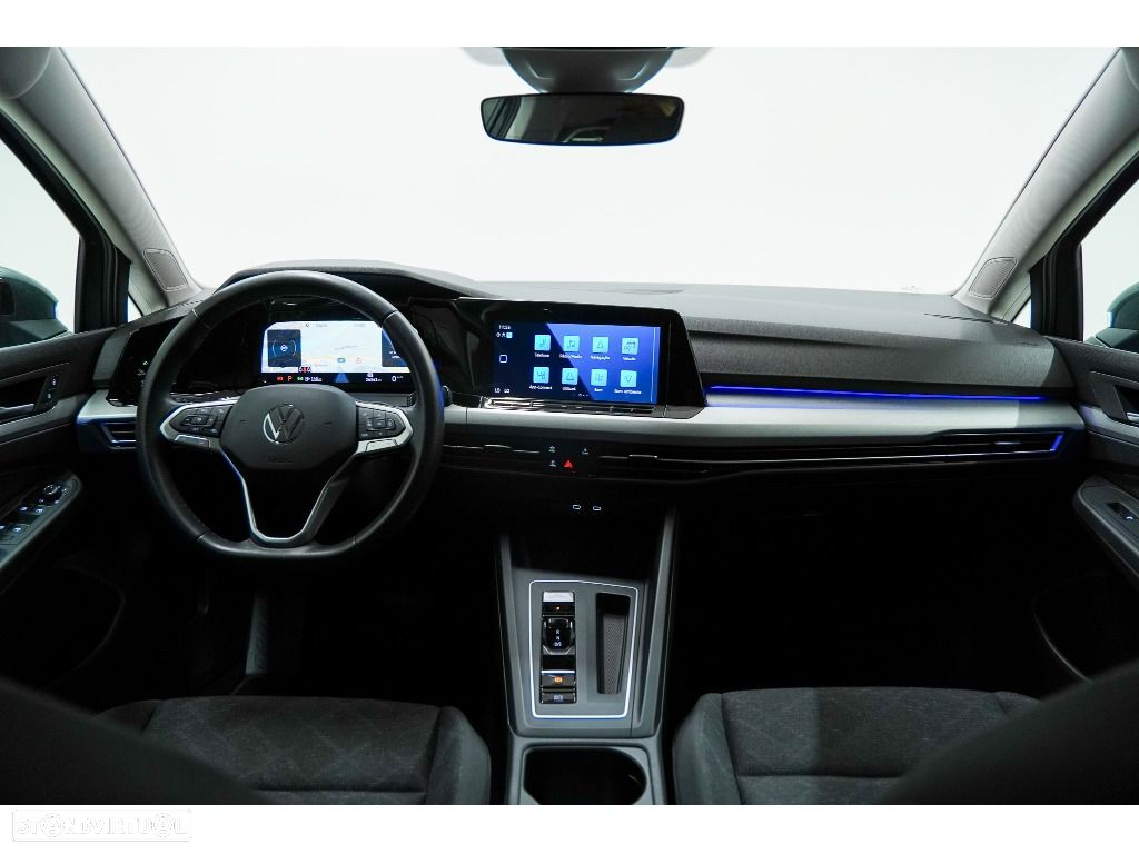 VW Golf Variant 2.0 TDi Life DSG - 23