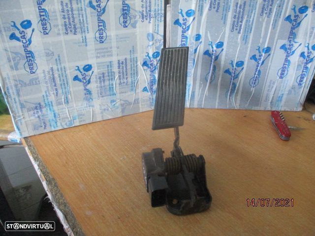 Pedal 52079220 JEEP GRAND CHEROKEE 1998 2.5D - 1