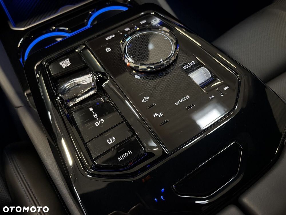 BMW Seria 5 - 17