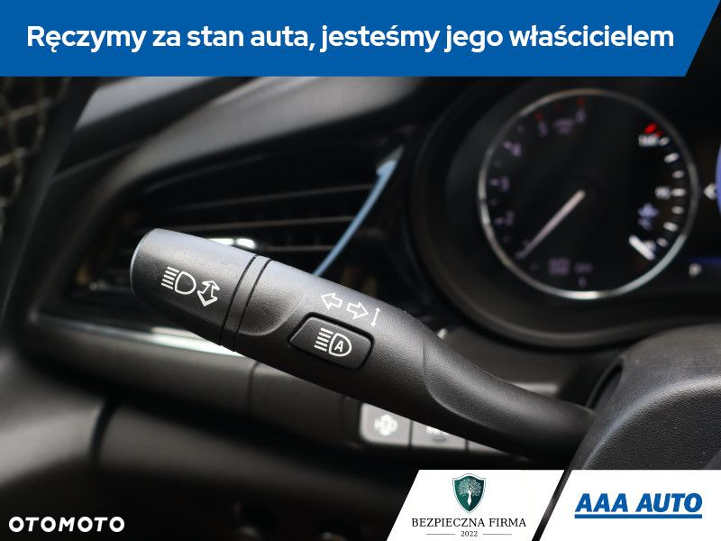 Opel Insignia - 16