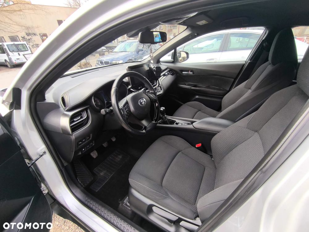 Toyota C-HR 1.2 T Dynamic - 8