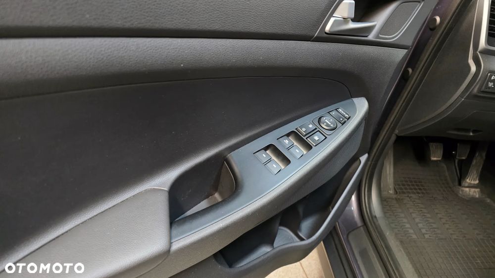 Hyundai Tucson 1.6 GDI BlueDrive Comfort 2WD - 11