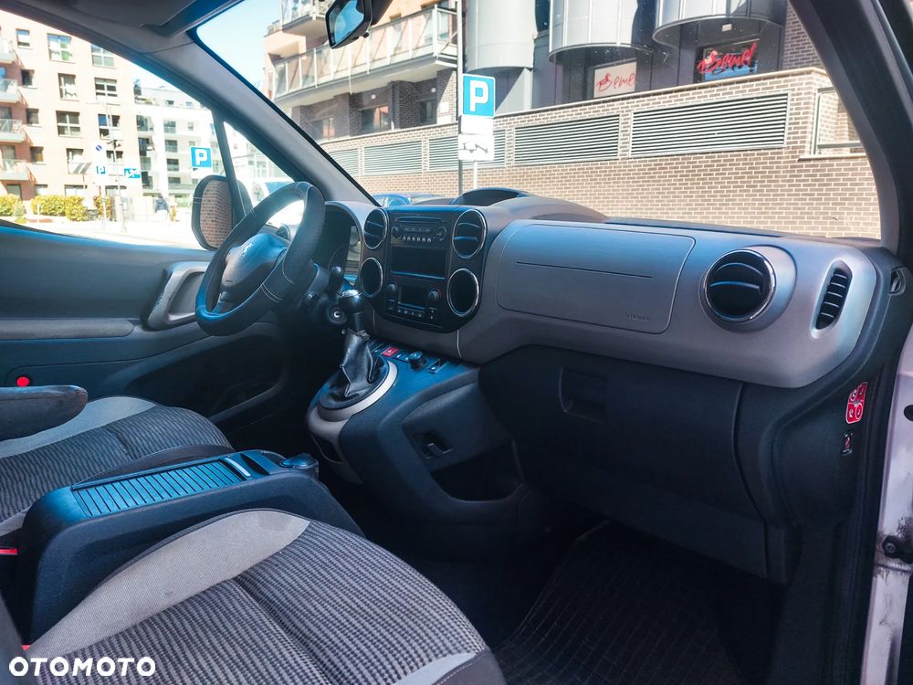 Peugeot Partner Kombi 110 Premium - 16